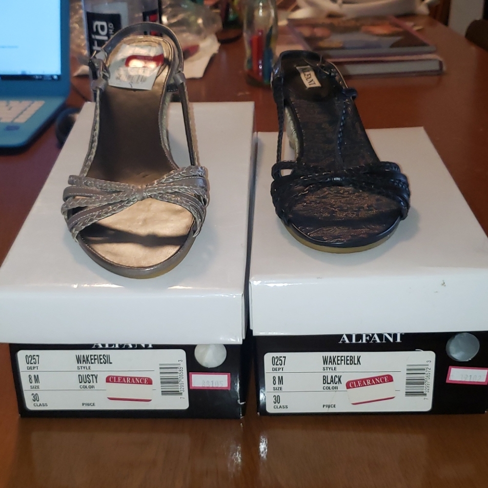 Sling back heeled sandal